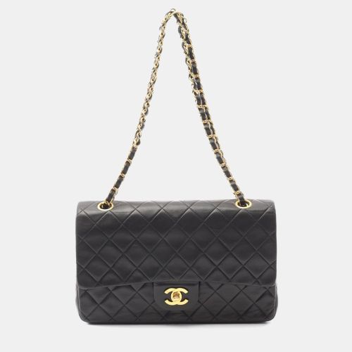 Matelasse Double Flap Shoulder Bag In Lambskin Leather - Chanel - Modalova