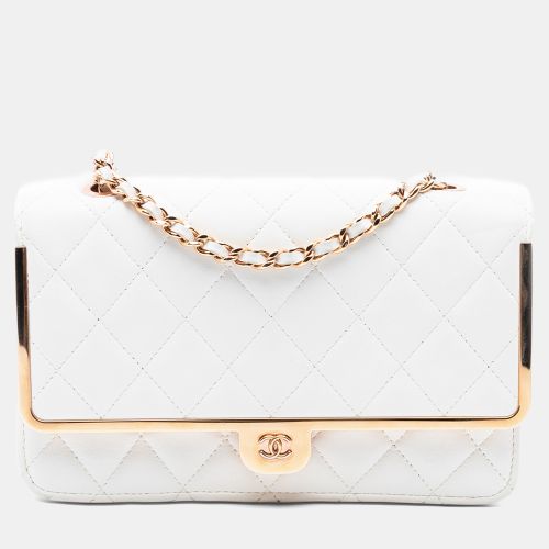 CC Quilted Lambskin Frame Wallet On Chain - Chanel - Modalova