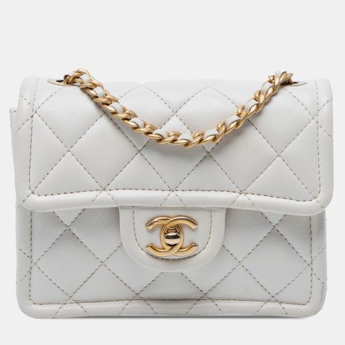 Mini Quilted Caviar Sweet Classic Flap - Chanel - Modalova