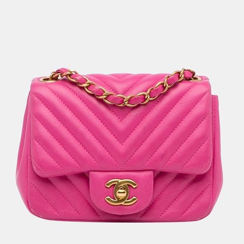 Mini Chevron Classic Flap - Chanel - Modalova