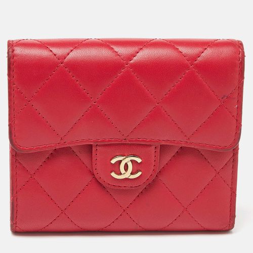 Quilted Leather Trifold CC Wallet - Chanel - Modalova