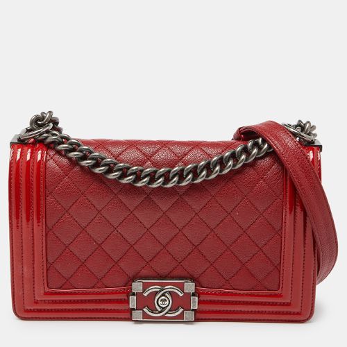 Quilted Leather and Patent Leather Medium Boy Flap Bag - Chanel - Modalova