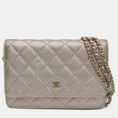 Perforated Classic Wallet On Chain - Chanel - Modalova