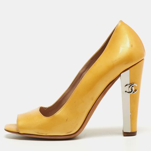 Patent Leather Peep Toe Block Heel Pumps Size 36 - Chanel - Modalova