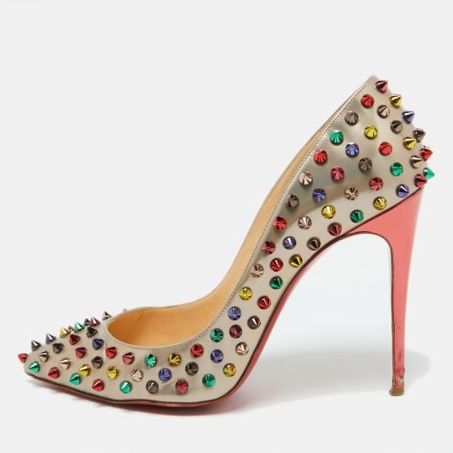 Metallic Leather Pigalle Spikes Pointed Toe Pumps Size 39 - Christian Louboutin - Modalova