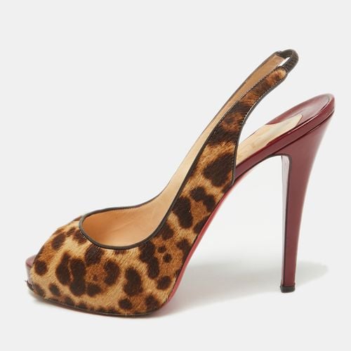 Calf Hair and Patent Leather Private Number Pumps Size 38.5 - Christian Louboutin - Modalova