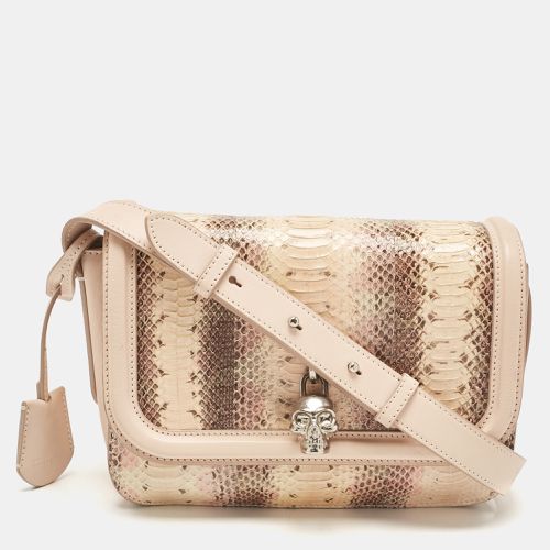 Blush Python and Leather Skull Flap Bag - Alexander McQueen - Modalova