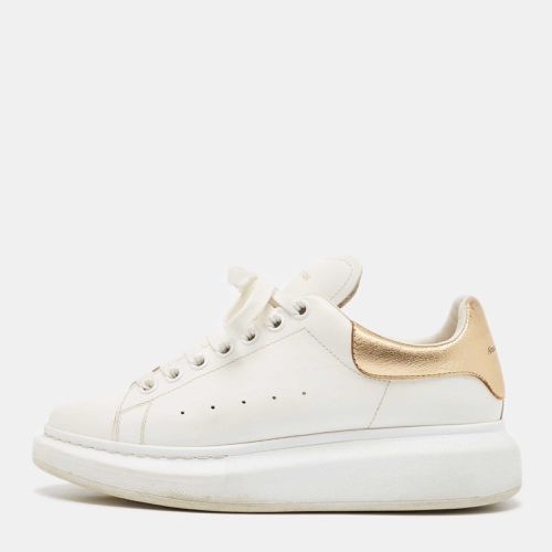 Gold Leather Oversized Sneakers Size 39.5 - Alexander McQueen - Modalova