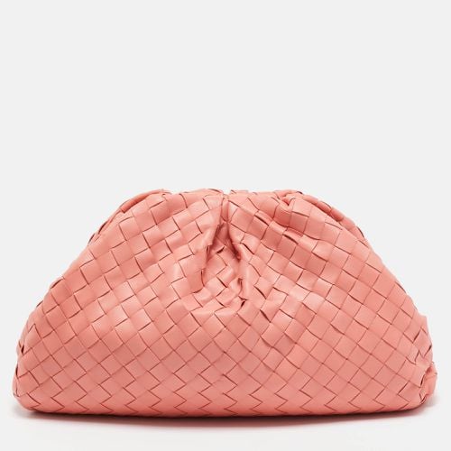 Peach Intrecciato Leather Classic The Pouch - Bottega Veneta - Modalova