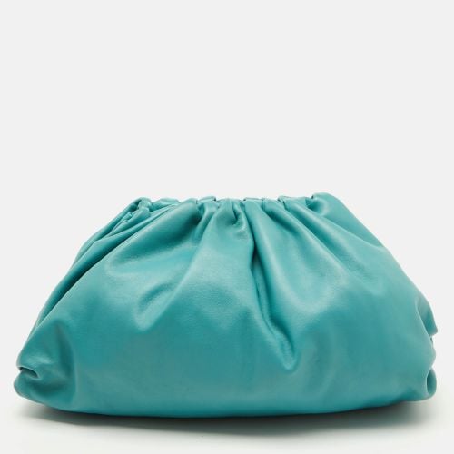 Turquoise Leather Teen Pouch Clutch - Bottega Veneta - Modalova