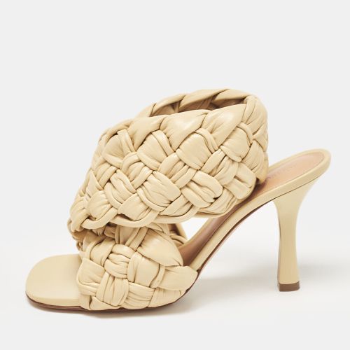 Woven Leather Intrecciato Ankle Strap Sandals Size 37.5 - Bottega Veneta - Modalova