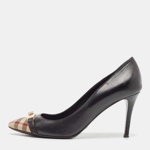 Canvas and Leather Pointed Toe Pumps Size 39.5 - Burberry - Modalova