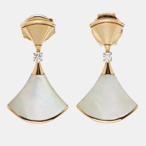 Divas' Dream Mother of Pearl Diamonds 18k Gold Earrings - Bvlgari - Modalova