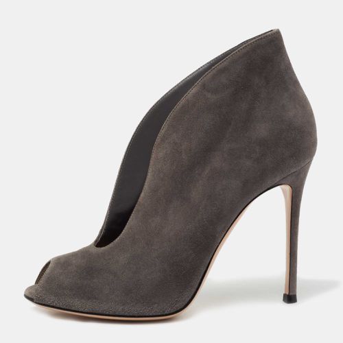 Suede Vamp Peep Toe Booties Size 39.5 - Gianvito Rossi - Modalova