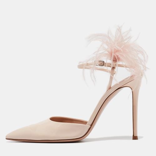 Feather and Patent Leather D'orsay Pumps Size 38 - Gianvito Rossi - Modalova