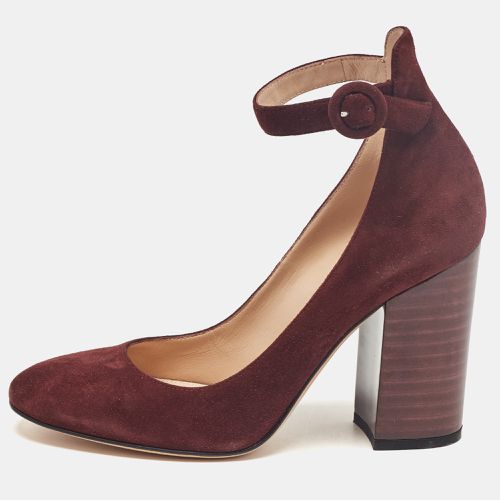 Suede Mary Jane Pumps 38.5 - Gianvito Rossi - Modalova