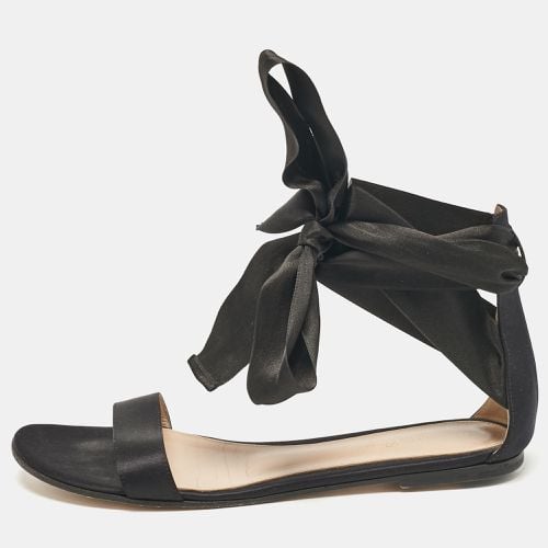 Satin Ankle Tie Flat Sandals Size 40 - Gianvito Rossi - Modalova