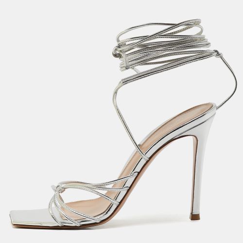 Leather Sylvie Sandals Size 37 - Gianvito Rossi - Modalova