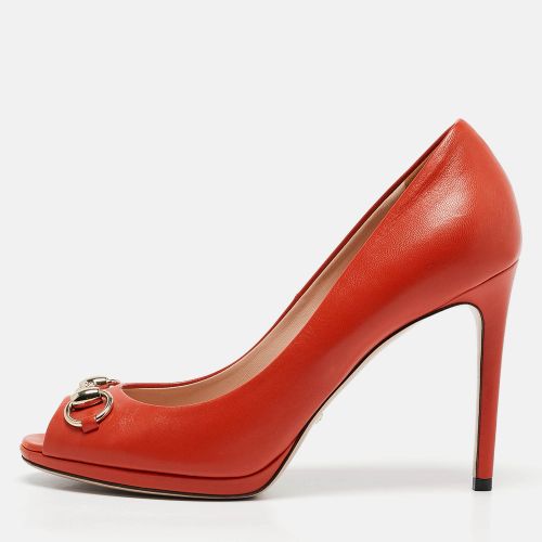 Leather Horsebit Peep Toe Pumps Size 38.5 - Gucci - Modalova