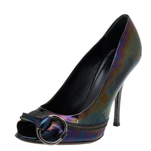 Iridescent Patent Leather Horsebit Peep Toe Pumps Size 37.5 - Gucci - Modalova