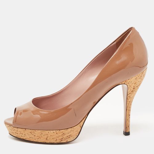 Patent Leather Cork Platform Peep Toe Pumps Size 37.5 - Gucci - Modalova