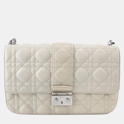 Christian Crem Lambskin Cannage Medium Miss Flap Bag - Dior - Modalova