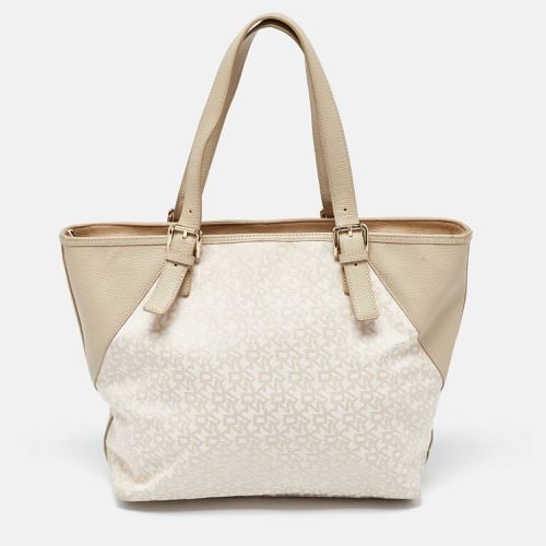 Beige Monogram Canvas and Leather Zip Tote - Dkny - Modalova