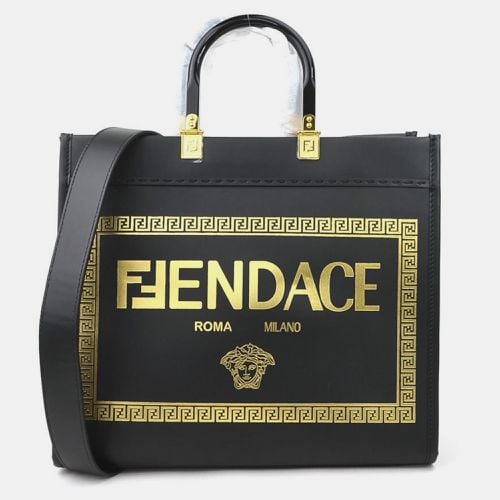 Fendace Fenderche Leather Handbag - Fendi - Modalova