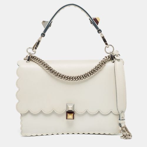 Off Scalloped Leather Medium Kan I Shoulder Bag - Fendi - Modalova