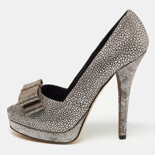 Grey Brocade Fabric and Suede Bow Open Toe Platform Pumps Size 40 - Fendi - Modalova