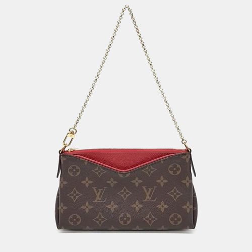 Palace clutch and Crossbody bag - Louis Vuitton - Modalova