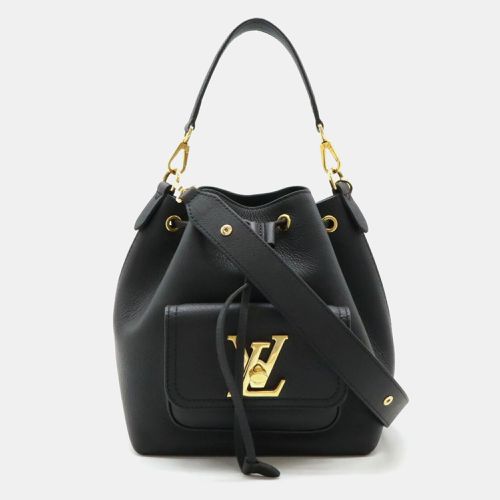 Leather Noir Lockme Bucket Nv Shoulder Bag - Louis Vuitton - Modalova