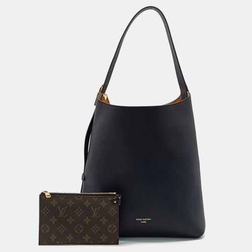 Leather Low Key Hobo MM bag - Louis Vuitton - Modalova