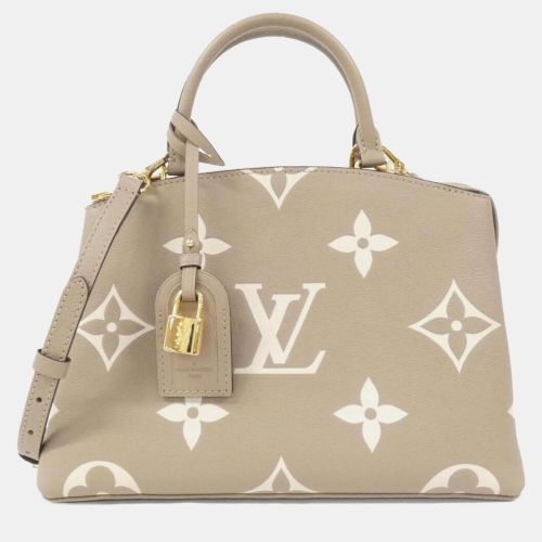 Tourterelle Monogram Empreinte Leather Petit Palais PM Handbags - Louis Vuitton - Modalova