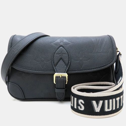 Noir Leather Monogram Empreinte Diane Shoulder Bag - Louis Vuitton - Modalova