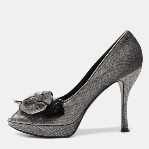 Grey/Black Lurex Fabric Floral Peep Toe Pumps Size 38 - Louis Vuitton - Modalova