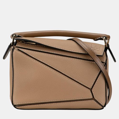 Greige Leather Anagram Shoulder Bag - Loewe - Modalova