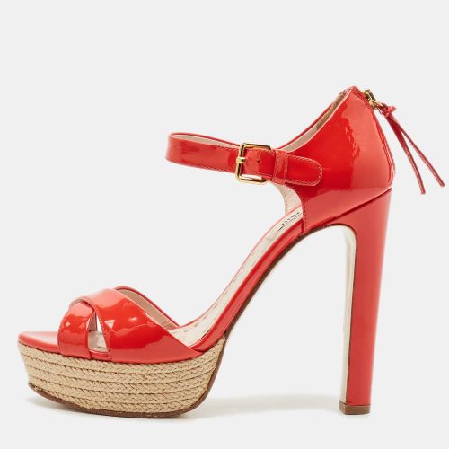 Patent Leather Platform Cross Strap Sandals Size 37 - Miu Miu - Modalova