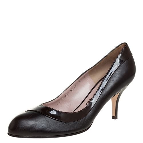 Leather and Patent Leather Pumps Size 39.5 - Salvatore Ferragamo - Modalova