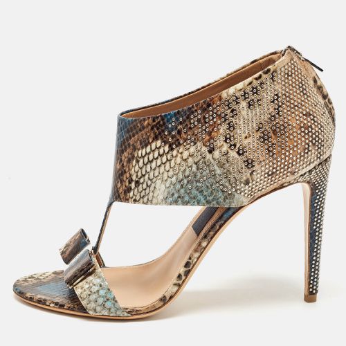 Python Embossed Leather Bow T Strap Sandals Size 40.5 - Salvatore Ferragamo - Modalova