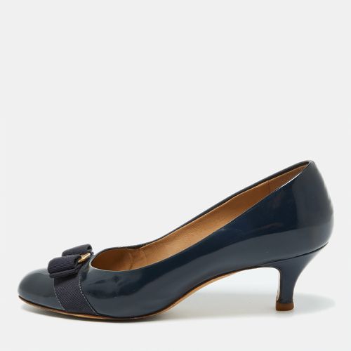 Patent Leather Vara Bow Pumps Size 39.5 - Salvatore Ferragamo - Modalova