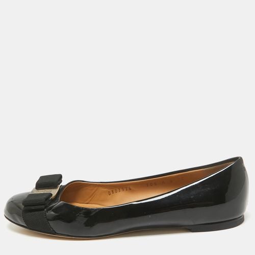 Patent Leather Vara Bow Ballet Flats Size 36.5 - Salvatore Ferragamo - Modalova