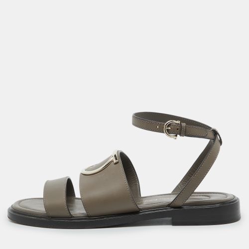 Taupe Leather Ankle Strap Flat Sandals Size 38 - Salvatore Ferragamo - Modalova