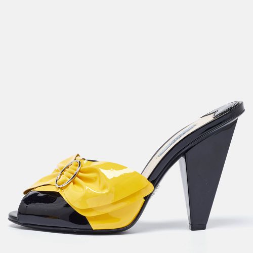 Yellow Patent Leather Bow Mules Size 40 - Prada - Modalova