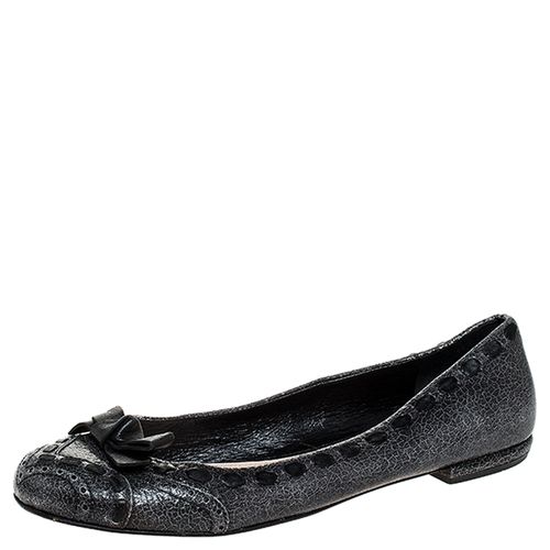 Textured Leather Bow Ballet Flats Size 39.5 - Prada - Modalova