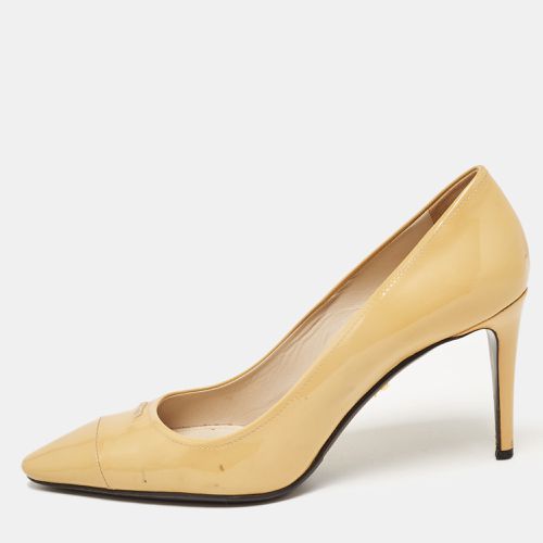 Patent Leather Pointed Toe Pumps Size 39.5 - Prada - Modalova