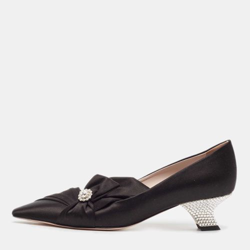 Satin Crystals Embellished Bow Pumps Size 39 - Roger Vivier - Modalova