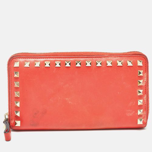 Leather Rockstud Zip Around Continental Wallet - Valentino - Modalova