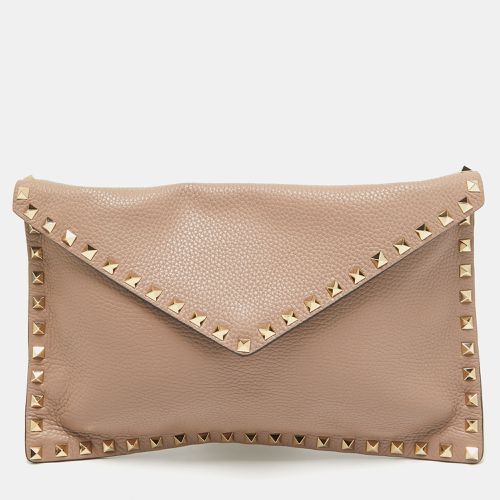 Dusty Leather Rockstud Envelope Pouch - Valentino - Modalova