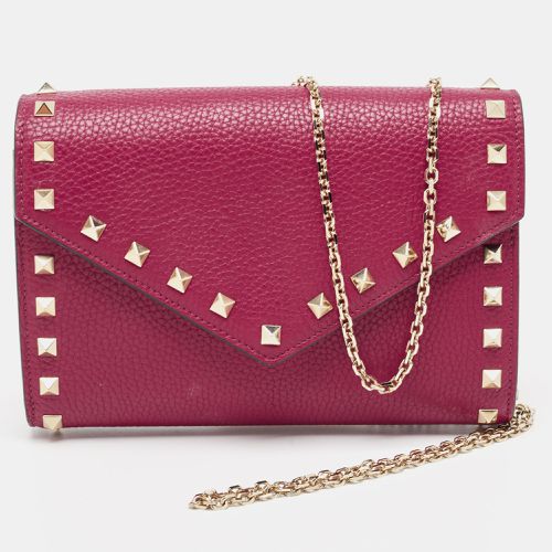 Leather Rockstud Envelope Wallet on Chain - Valentino - Modalova